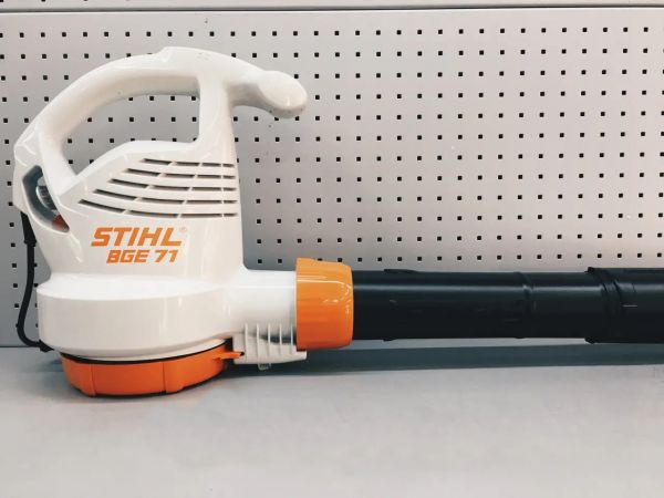 Садовий пилосос STIHL BGE 71 (48110111542)