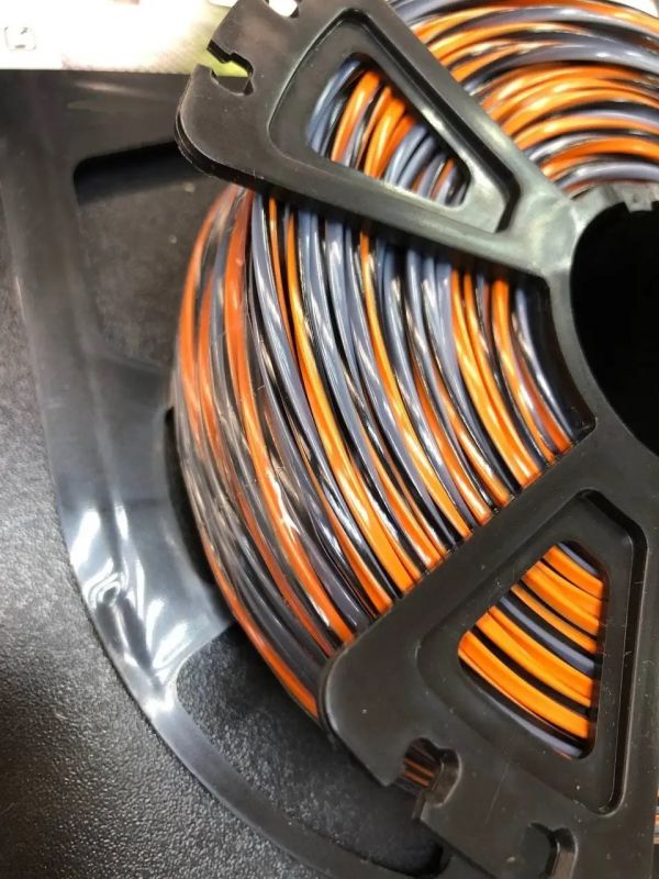 Косильна струна STIHL CF3 PRO 2,4 мм x 70 м квадратна (00009304303)