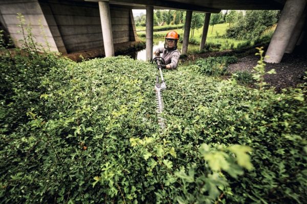 Кущоріз акумуляторний STIHL HLA 140 (HA042000034)