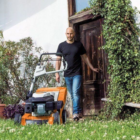 Газонокосарка бензинова STIHL RM 655 V (63740113401)