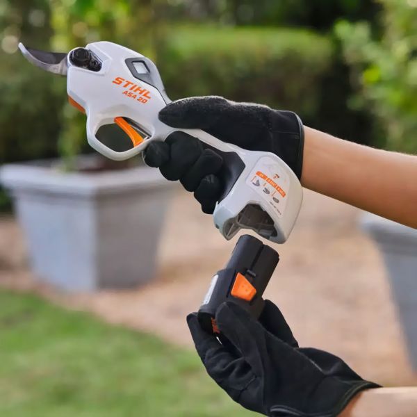 Секатор акумуляторний STIHL ASA 20 Set (VA050116210)