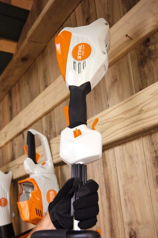 Тример акумуляторний STIHL FSA 70 R SET (FA070115713)