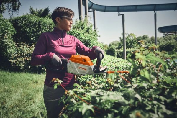 Кущоріз акумуляторний STIHL HSA 140 R (HA020113506)