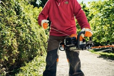Кущоріз бензиновий STIHL HS 45 (42280112938)