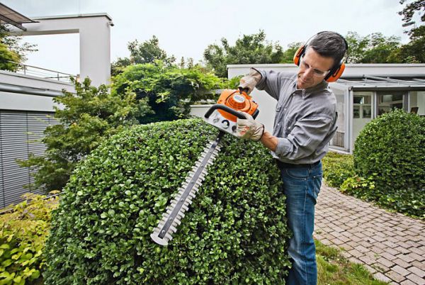 Кущоріз бензиновий STIHL HS 45 (42280112938)
