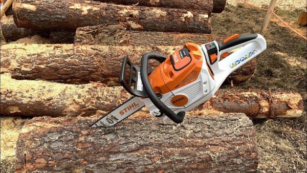 Акумуляторна пилка STIHL MSA 300 C (MA022000034)