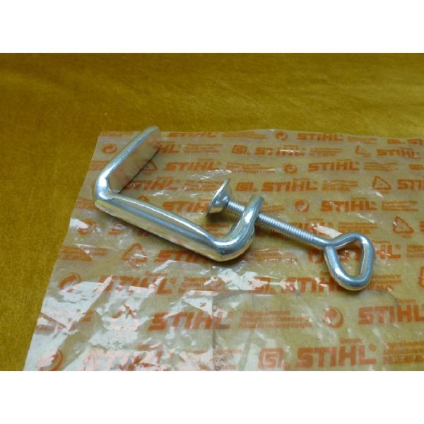 Струбцина гвинтова для верстата STIHL FG 2 (56048905800)