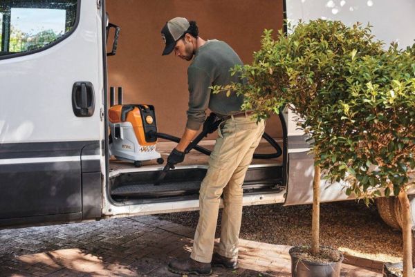 Акумуляторний пилосос STIHL SEA 100 L (SA040117311)