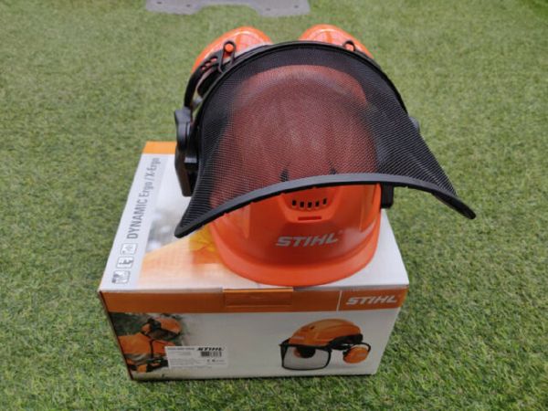 Захисна каска зі щитком та навушниками STIHL DYNAMIC Ergo (00008880808)