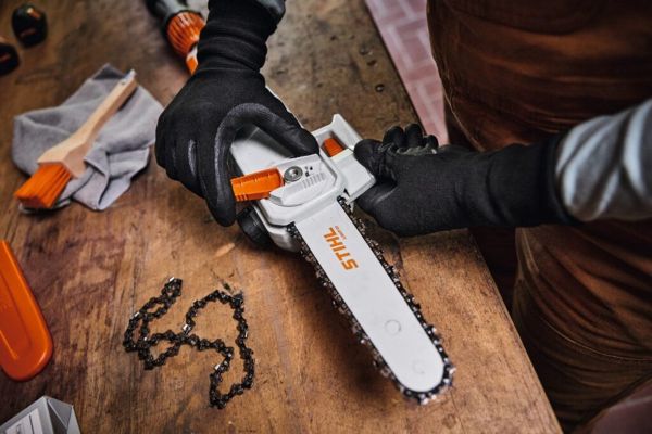 Висоторіз акумуляторний STIHL HTA 30 SET (LA050116418)