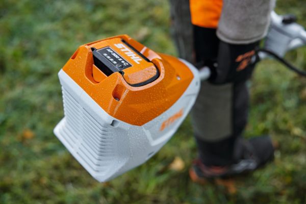 Тример акумуляторний STIHL FSA 120 (FA082000000)