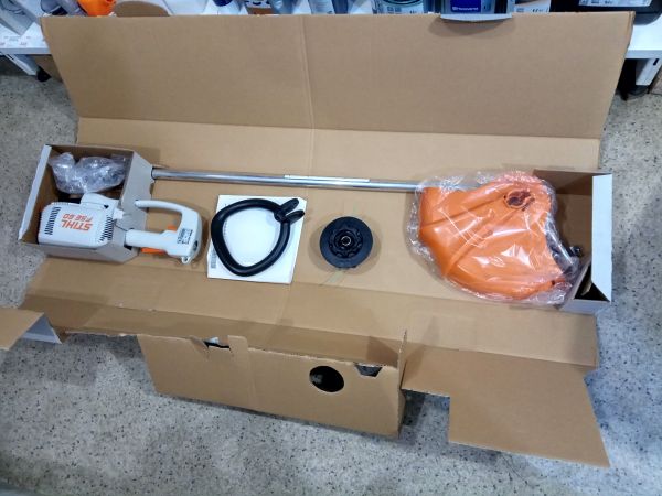 Тример електричний STIHL FSE 60 (48090114111)